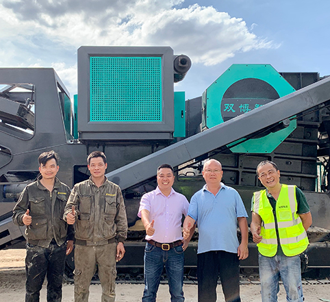 廣東佛山移動顎式破碎站，處理建筑垃圾省心省力